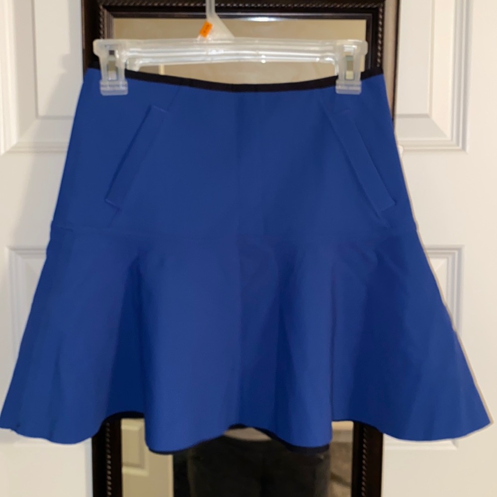 NWT LuLuLemon Skirt!